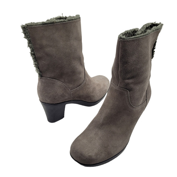 CLARKS womens 9 brown Suede Dream Darling Bendables Ankle Bootie heel boots cuff - Picture 1 of 8